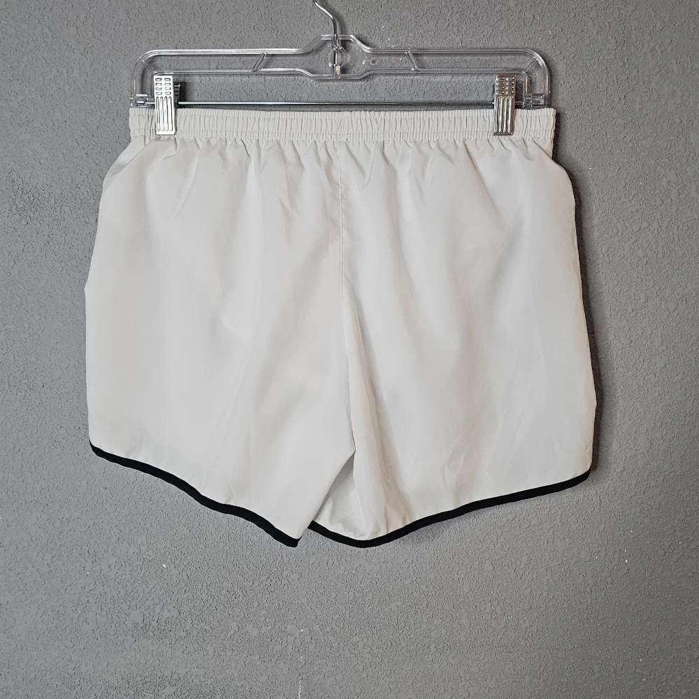 Nike Dri-FIT Running Shorts XL‎ White Black Trim Athletic Quick Dry Womens Gym